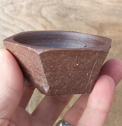 Hexagonal pot from Mr. Mitunobu Ito #5