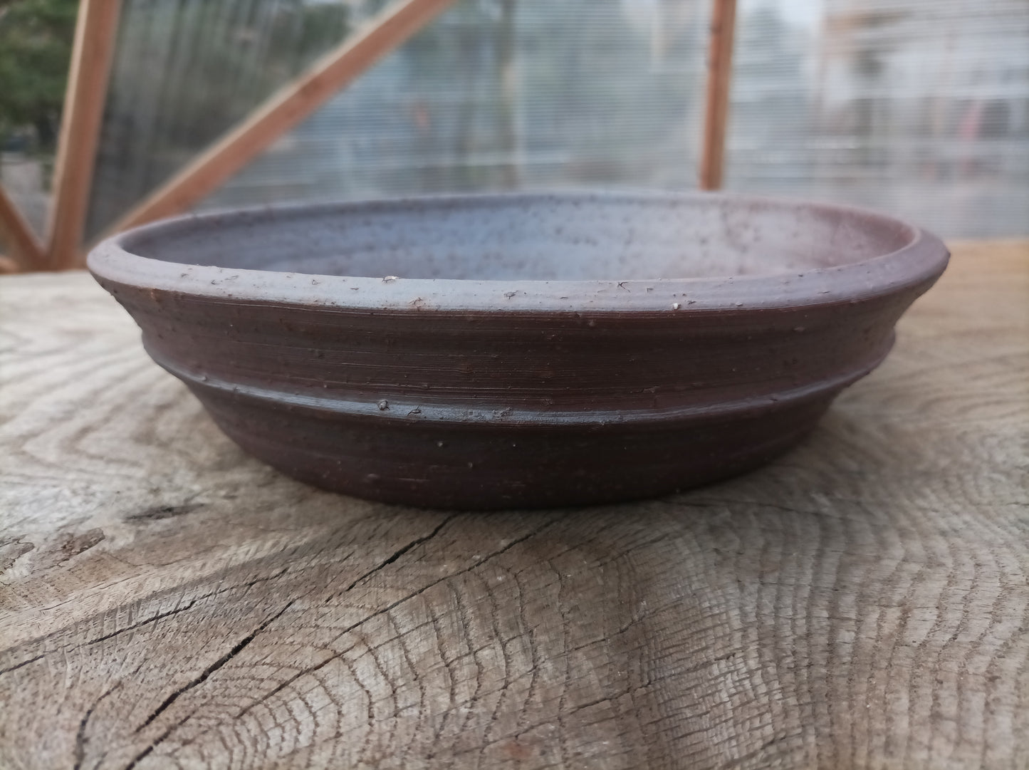 Large, shallow round pot by Mr. Mitunobu Ito #50