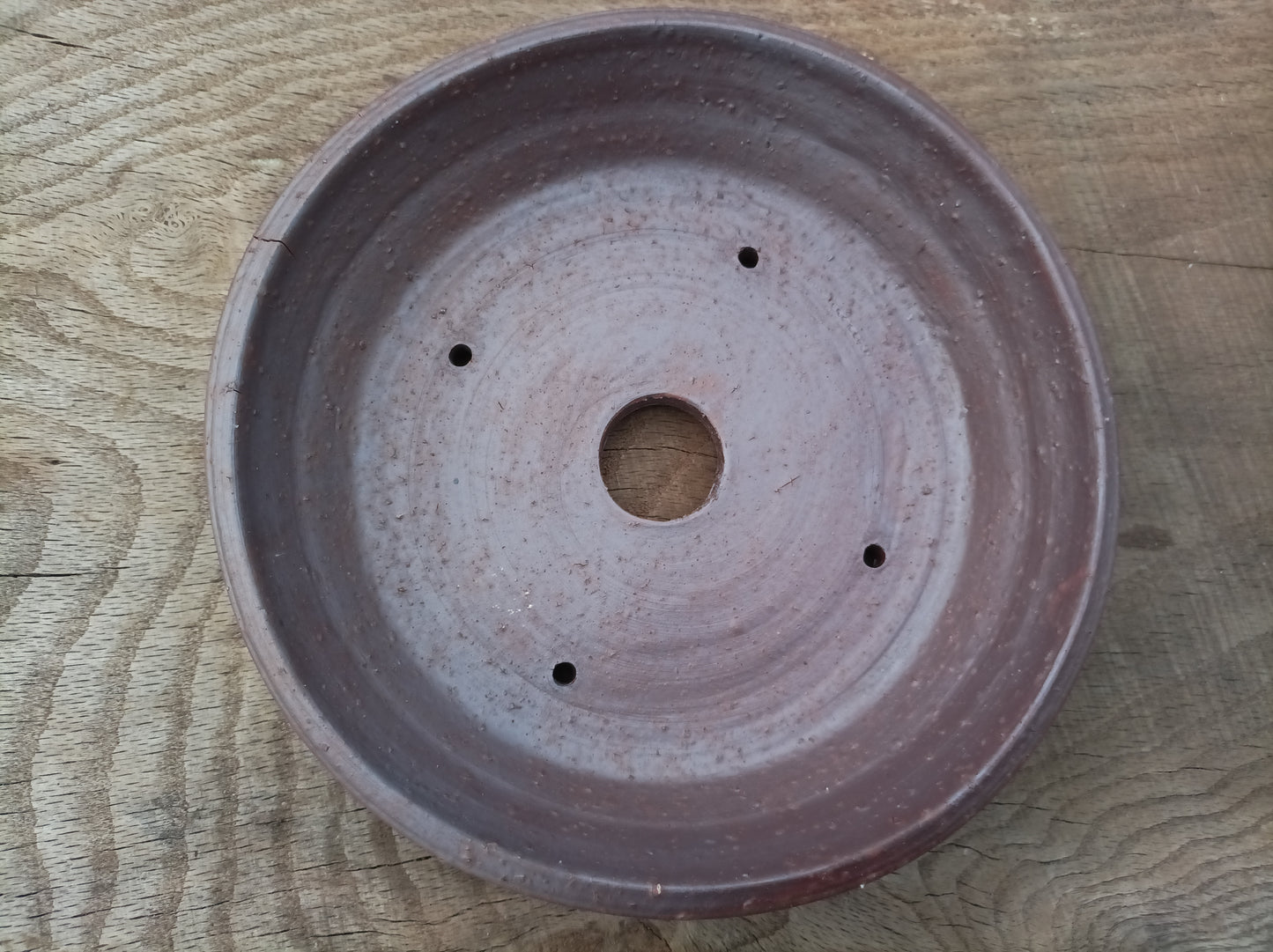 Large, shallow round pot by Mr. Mitunobu Ito #50